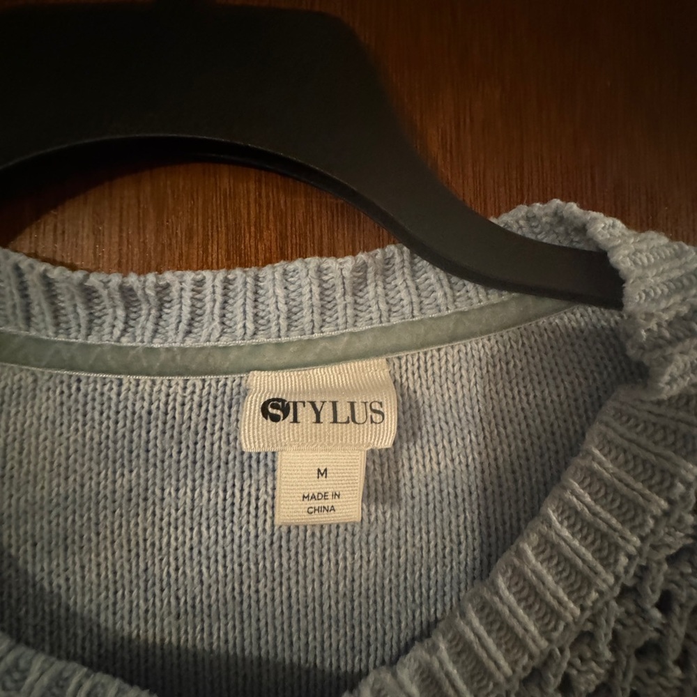 Sweater - Picture 5 of 5